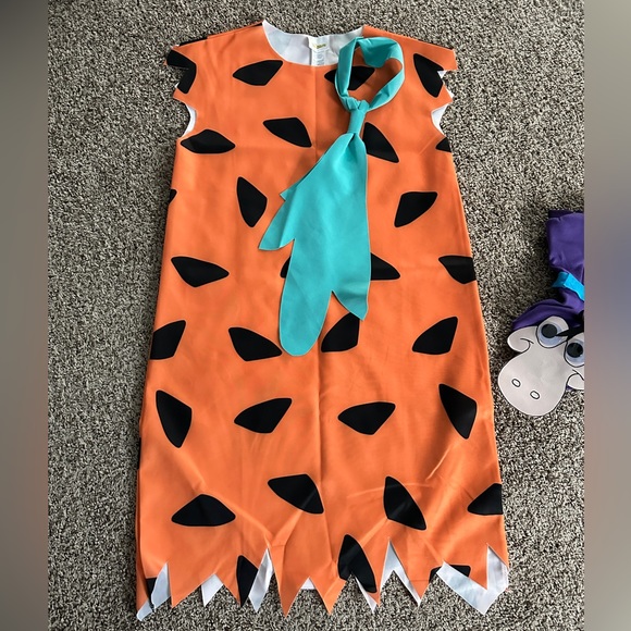 Fred Flinstone Halloween Costume - Picture 2 of 2